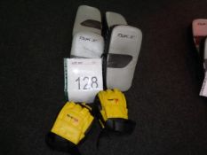 2 x Sets of sparring pads