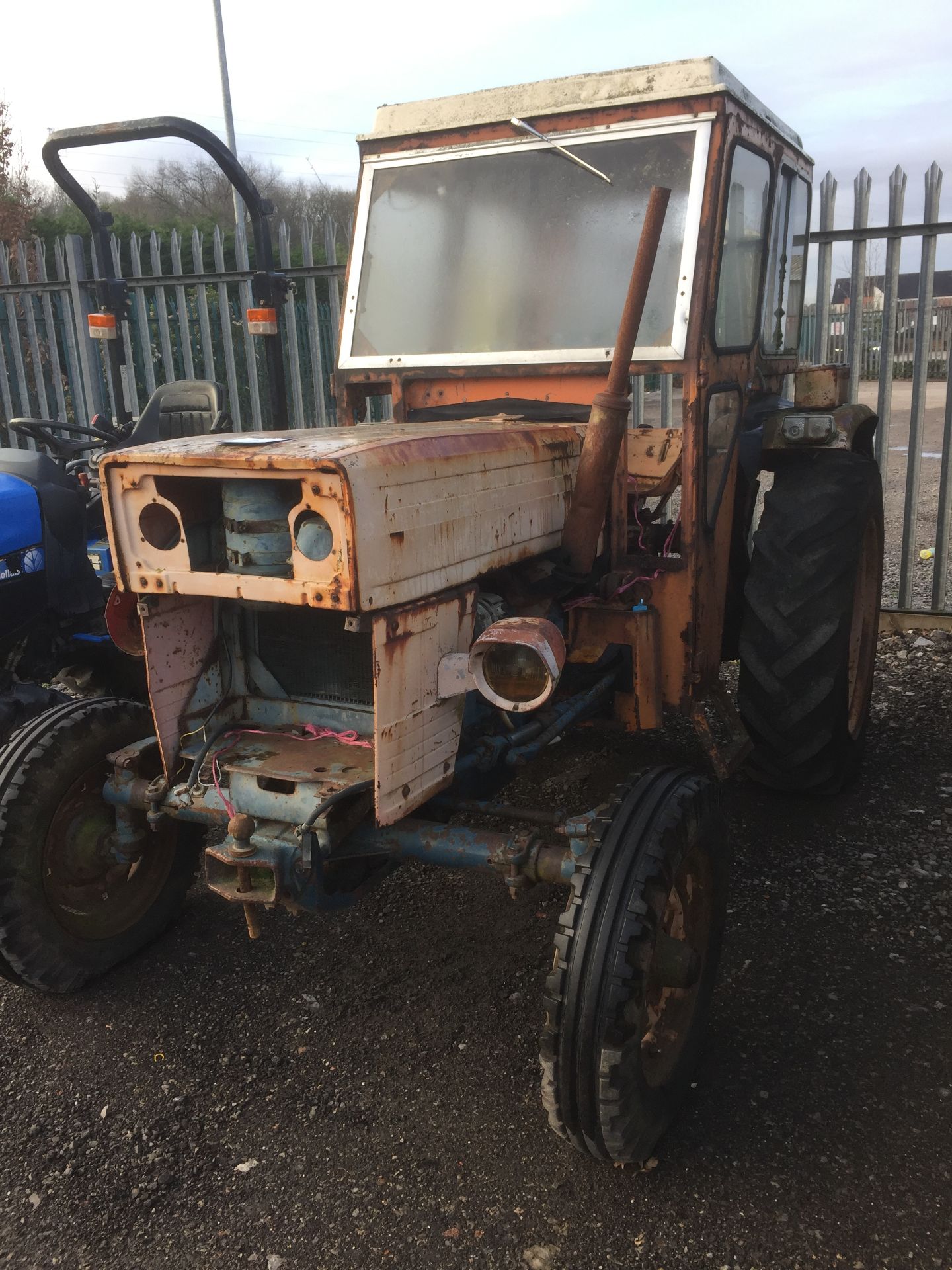 Brasov Universal U445 2WD tractor, Registration No. N367 NAD