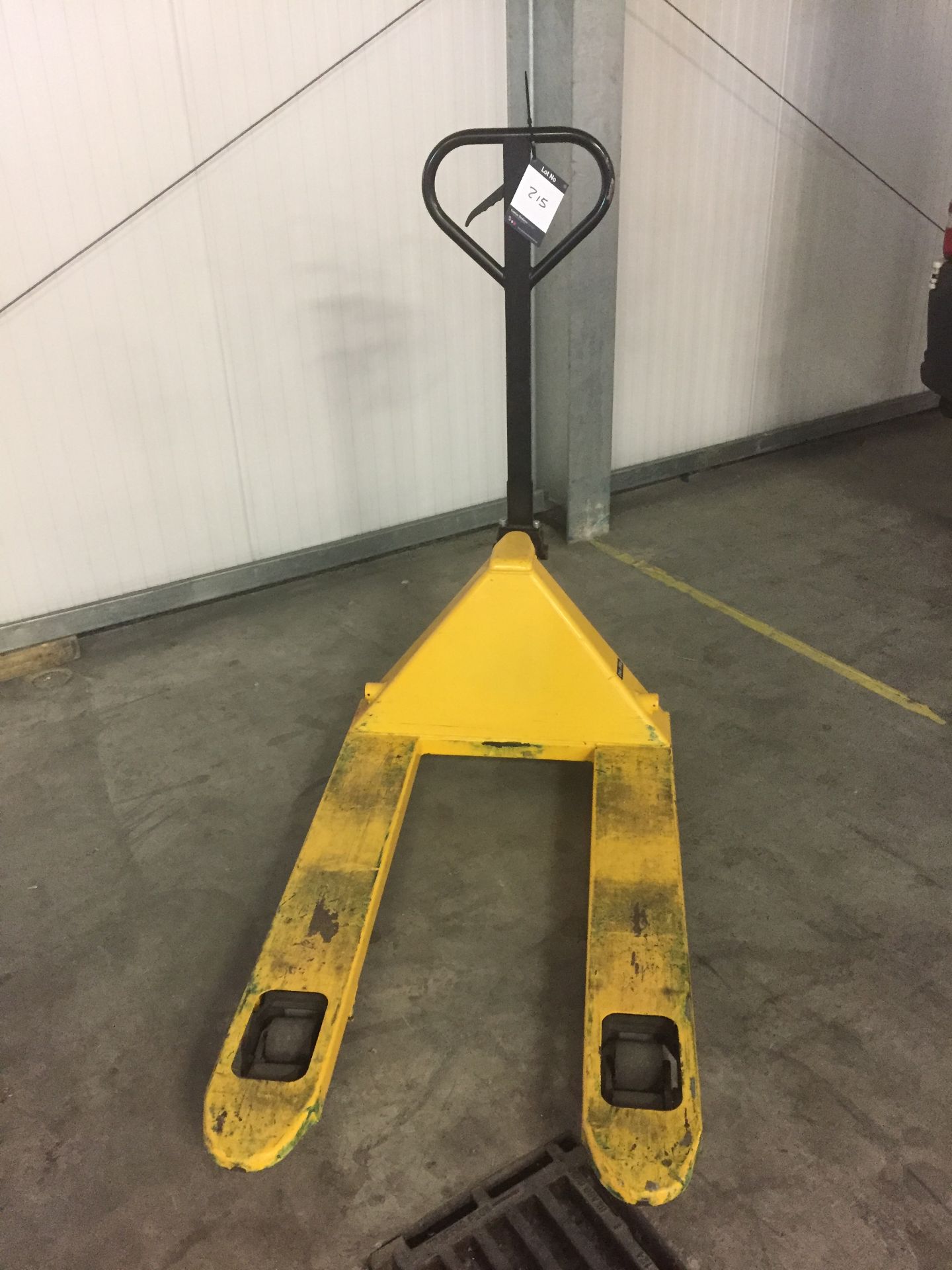 Total Lifter 2500kg yellow pallet truck