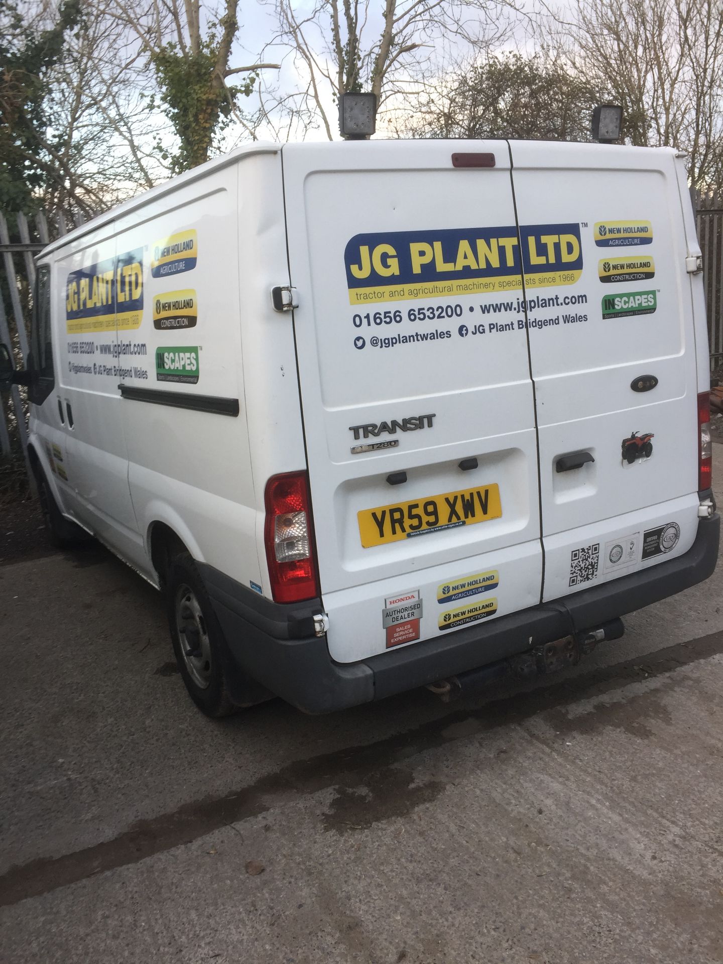 Ford Transit 85 T280M FWD SWB diesel panel van (mileage 178,320), MOT Expires 10/5/19, - Image 2 of 2