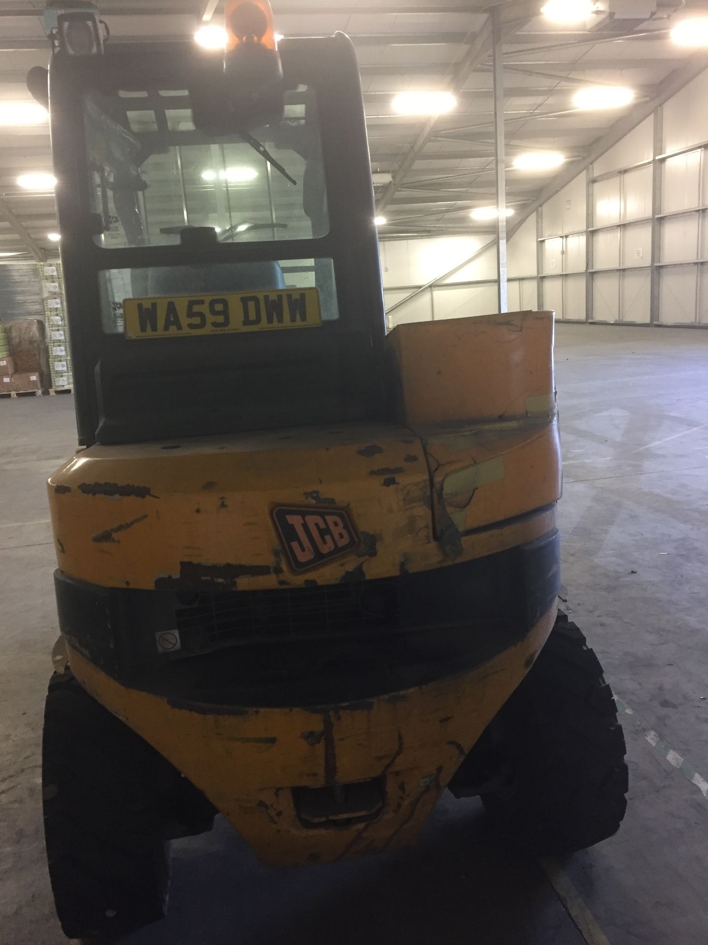 JCB Teletruk TLT 30D 4 x 4 telescopic fork lift truck, Serial No. 943984S (2009) Hours: 4,361 with - Image 3 of 7