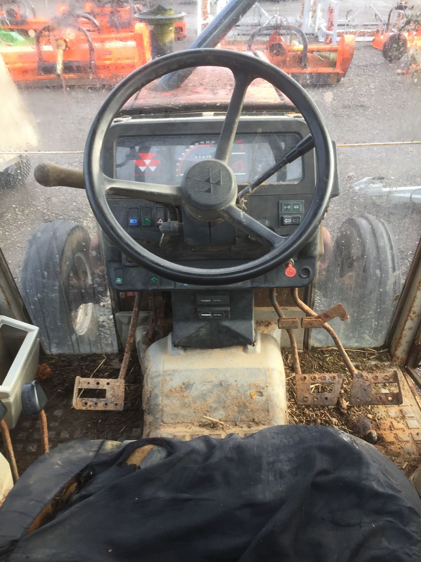 Massey Ferguson 390 2wd 12x12 tractor, Registration No. K653 SDE, Hours: N/A - Image 3 of 3