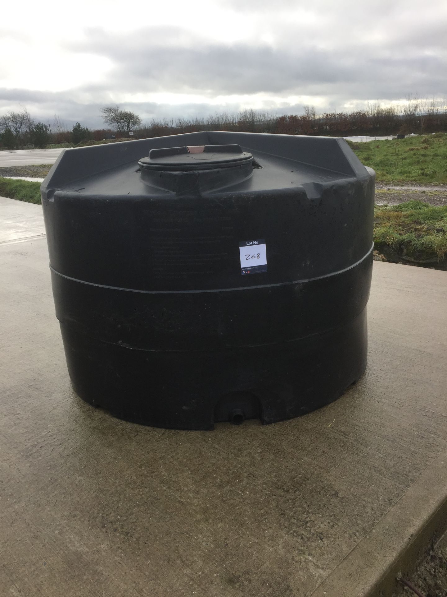 Rigid plastic c. 200 litre water tank (no lid)