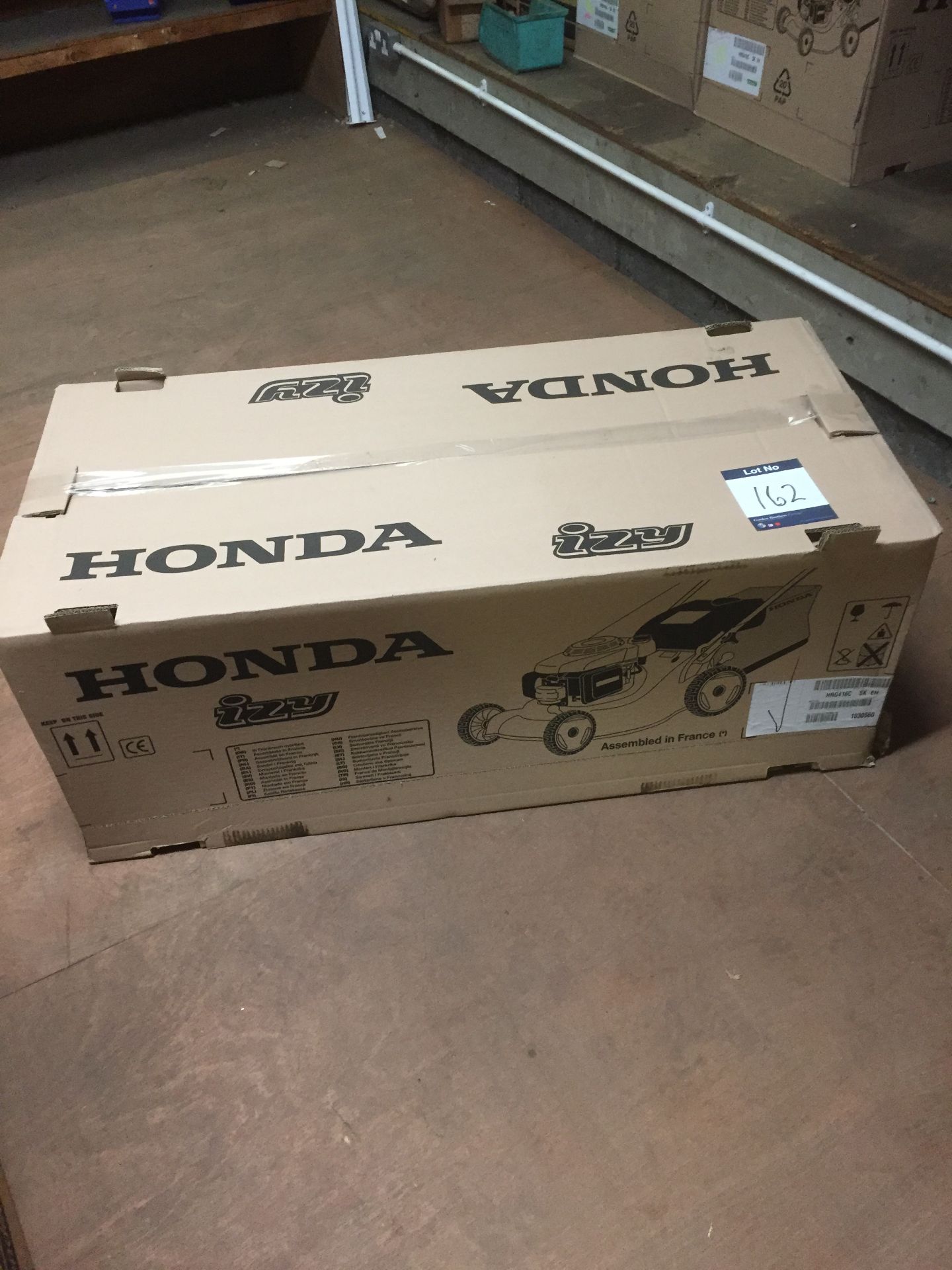 Honda IZY HRG 416C petrol rotary lawnmower (boxed)