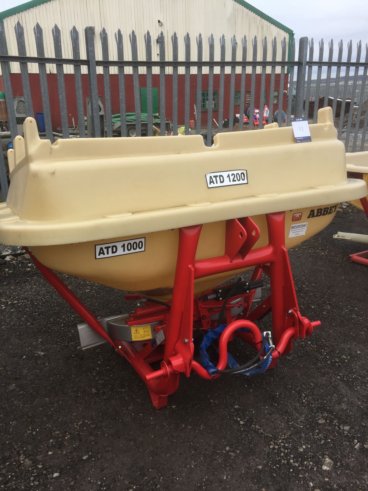 Abbey Machinery ATD 1200 twin disc fertilizer spinner (unused), Serial No. 62197 (2018)