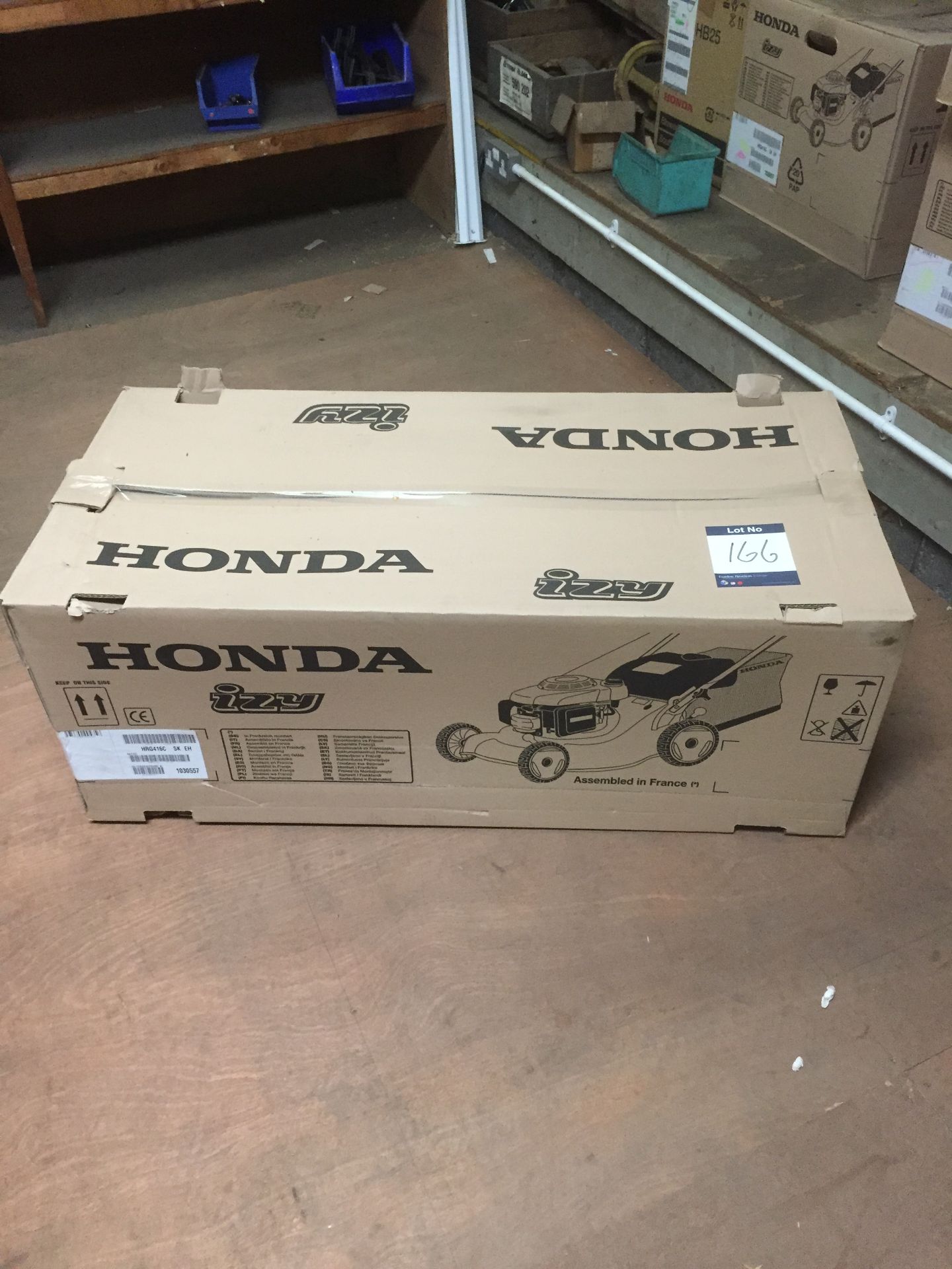 Honda IZY HRG 416C petrol rotary lawnmower (boxed)