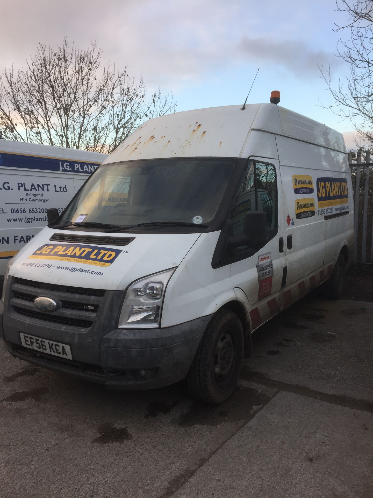 Ford Transit 100 T350L RWD hi top LWB diesel panel van (mileage 147,980), MOT Expires 7/11/19, - Image 2 of 2