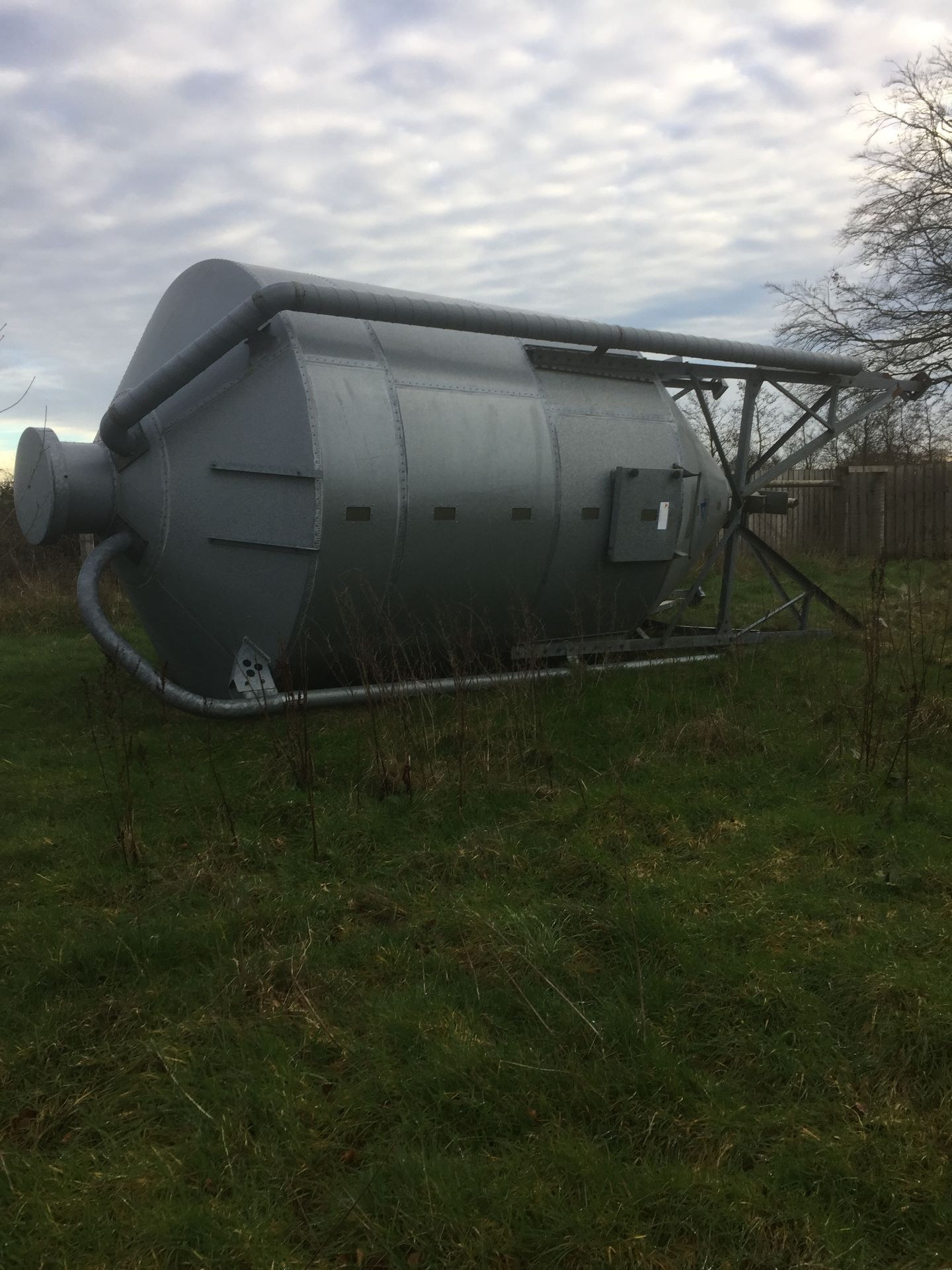 Collinson agricultural silo (disconnected) (hiab lorry required for loading/removal)