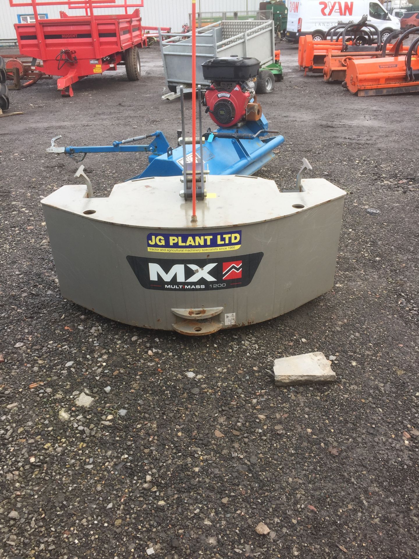 MX Multimass 1200kg front linkage weight (2017) - Image 3 of 4