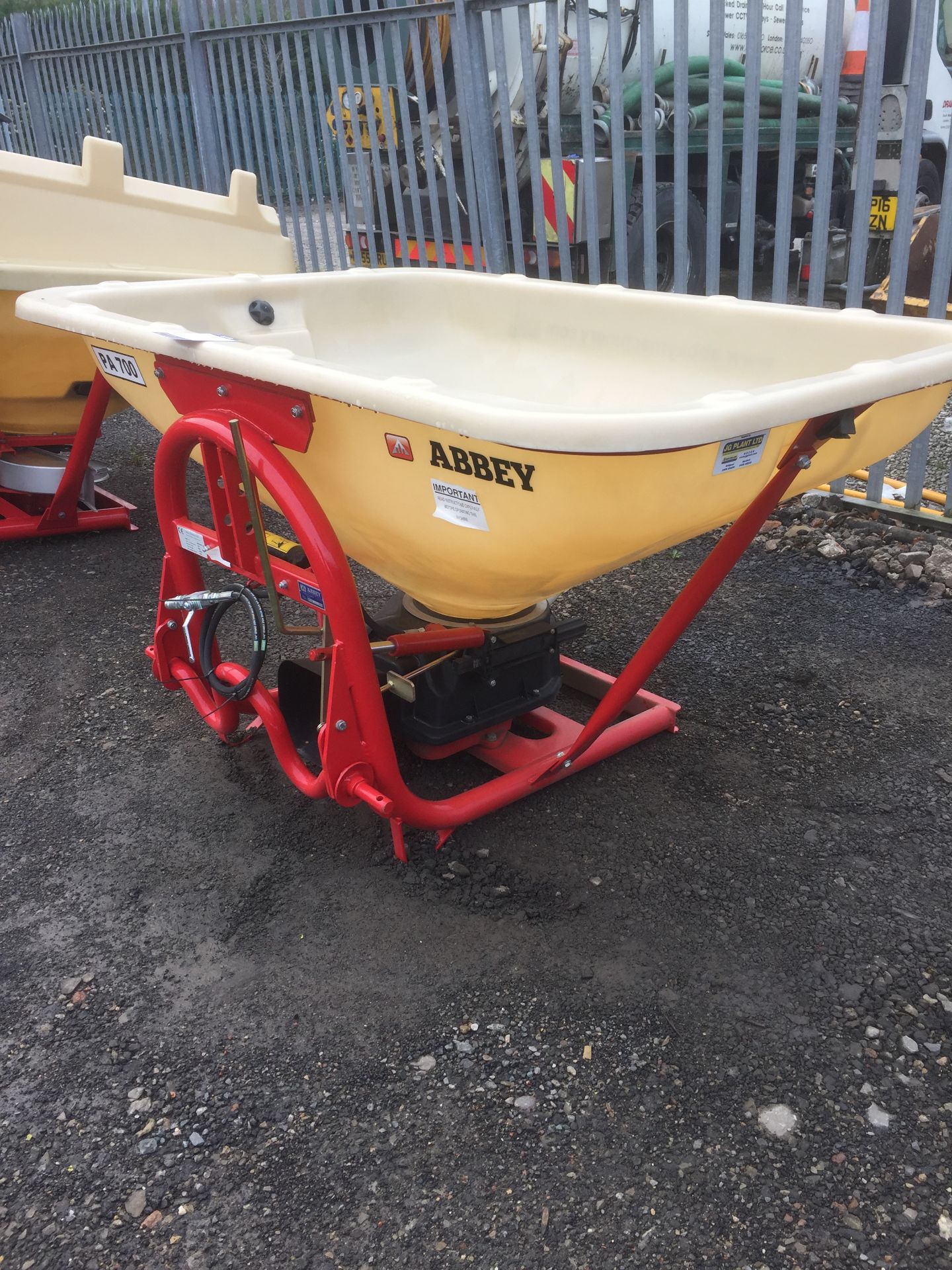 Abbey Machinery PA700/900/1100 wag tail fertilizer spinner (unused), Serial No. 57171 (2018)