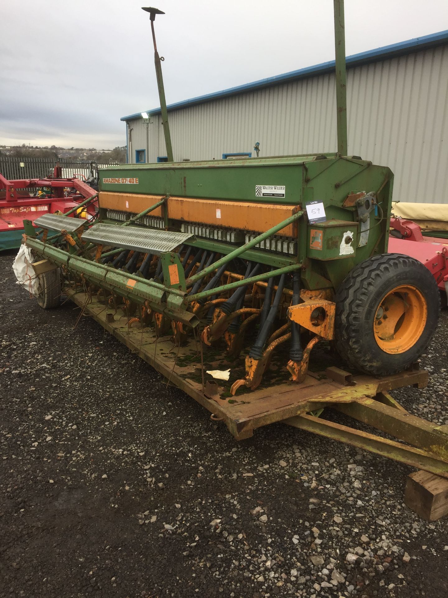 Amazone D7/40E corn drill with trailer, Serial No. 106581