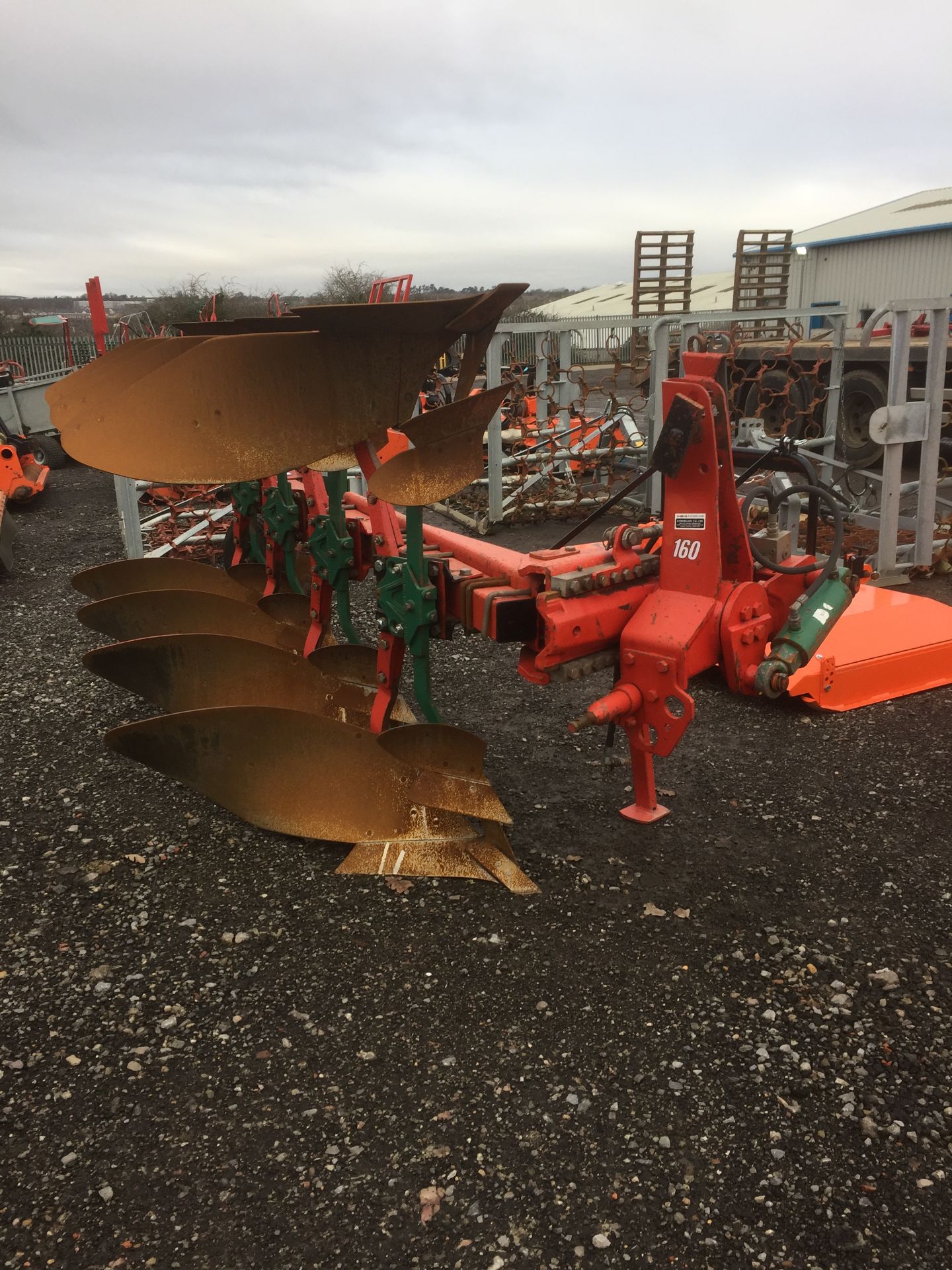 Kverneland VD85/160 4 furrow reversible plough with 160 headstock-sheer bolt type, Serial No. 381 ( - Image 2 of 3