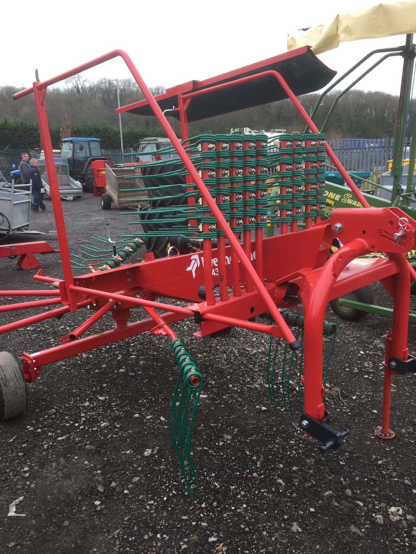 Kverneland 9443 single rotor hay rake (unused), Serial No. VF69594641 (2018) - Bild 2 aus 3