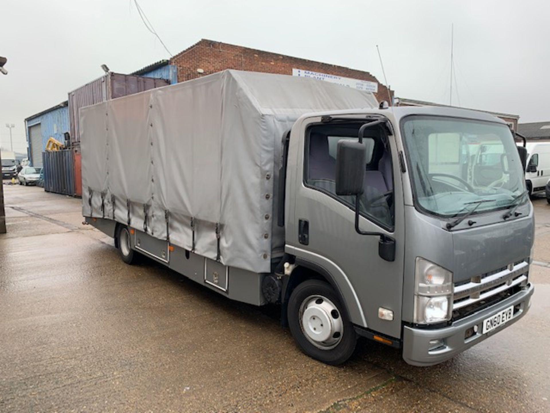 Isuzu Forward N75.190 Auto Euro 5 7500kg curtainside car transporter, Date of Registration - 3rd - Bild 2 aus 14