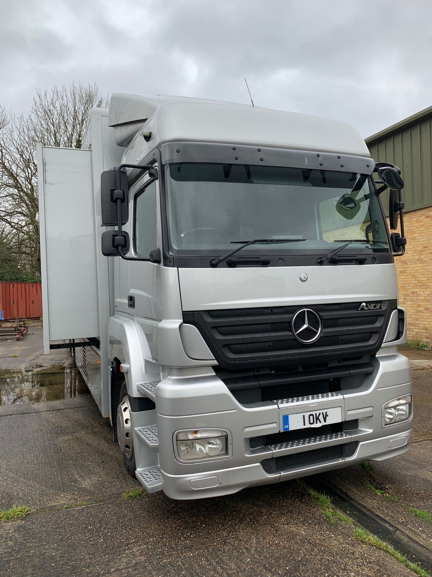 Mercedes Axor 1843 LS 6x2 Double Sleeper Cab Chassis fitted Conestoga Type CDS two car Race - Image 2 of 38