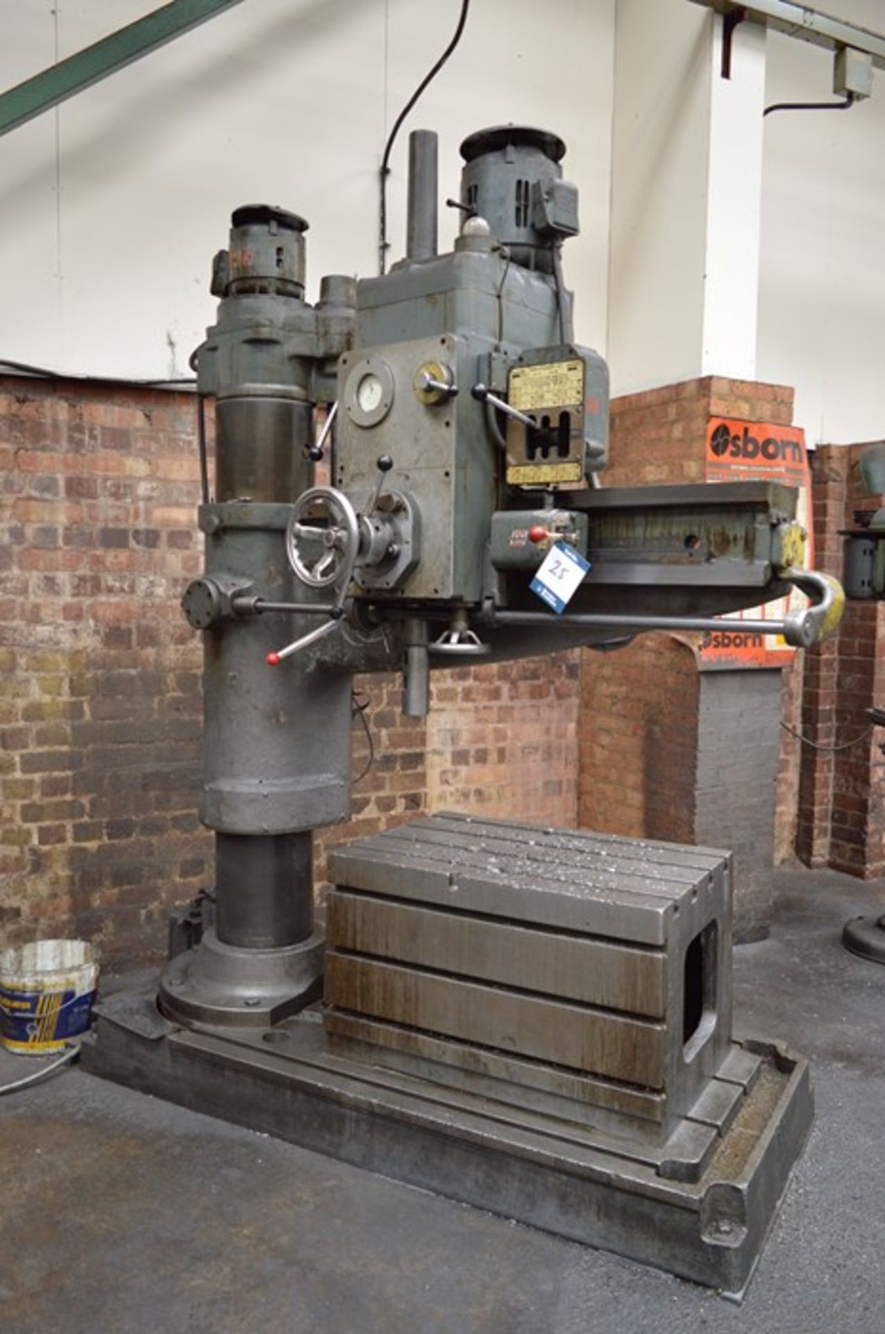 Town Woodhouse, AE4 radial arm drill, Machine No. 38998, bed size: 0.92m x 0.61m (Risk Assessment