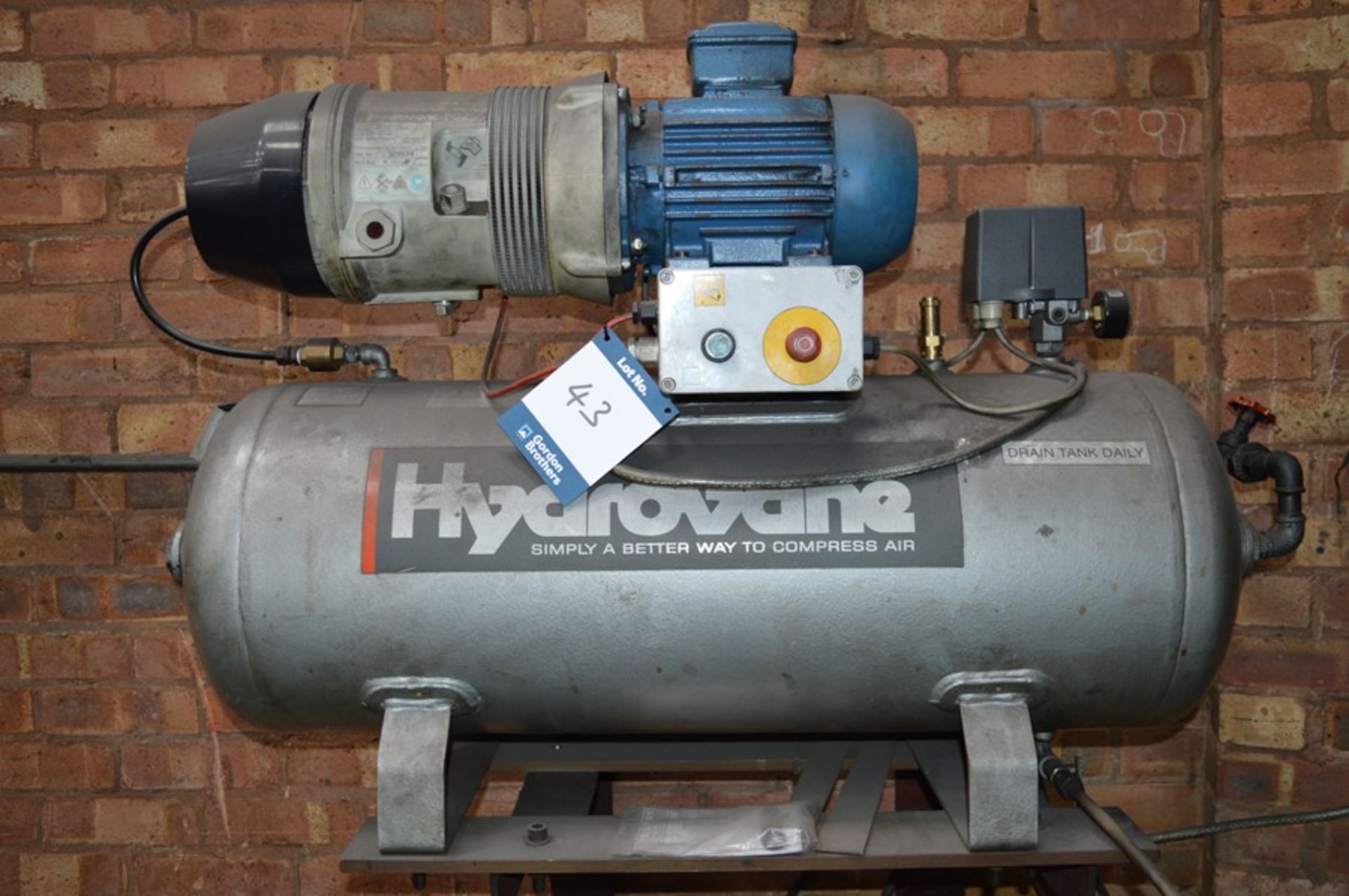 Hydrovane, welded compressor, Serial No. 07967/048 (1996) 90ltr
