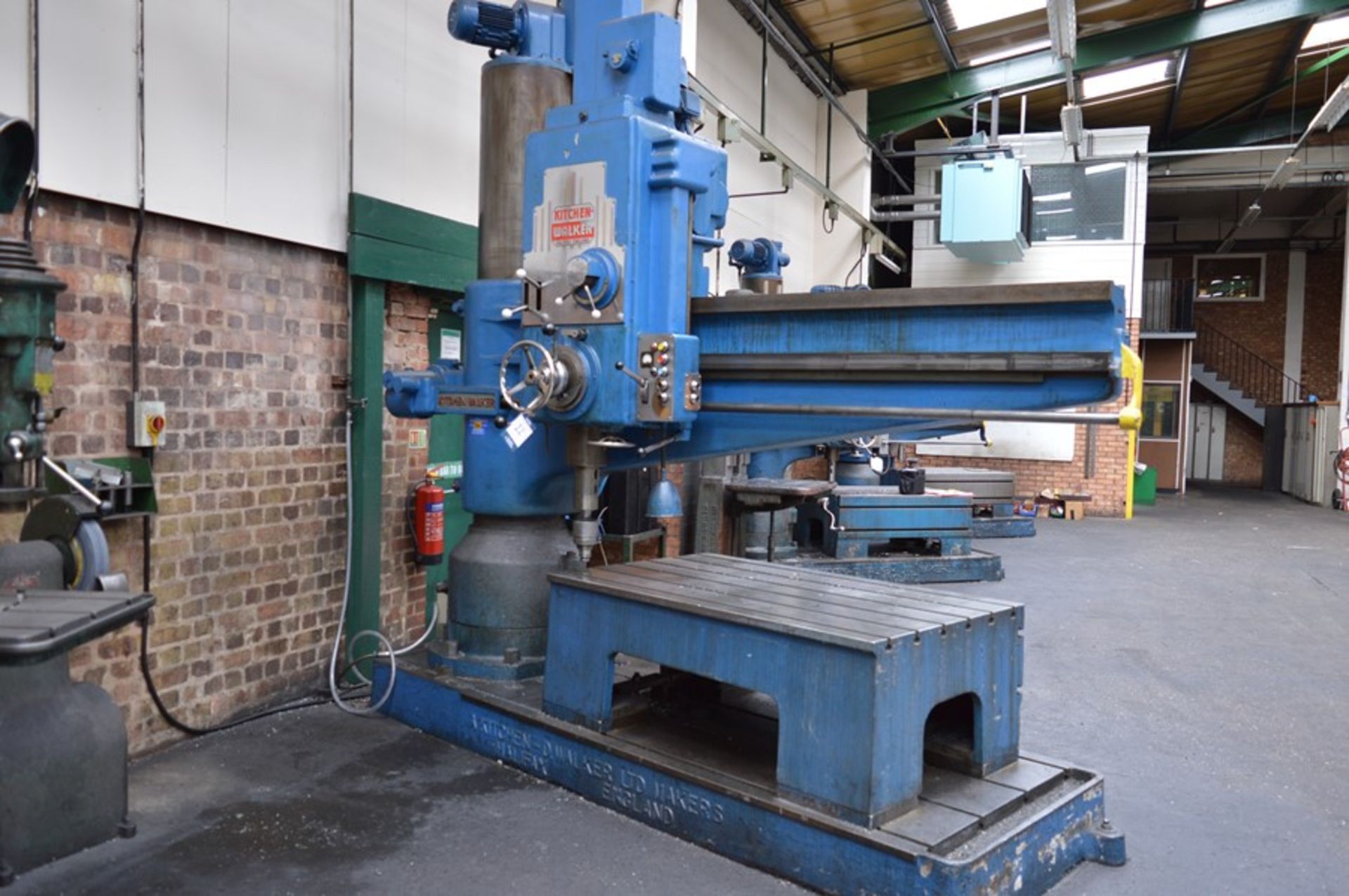 Kitchen & Walker, 7'.6" E5 radial arm drill, Serial No. 3098 (1979) bed size: 1.53m x 0.92m (Risk