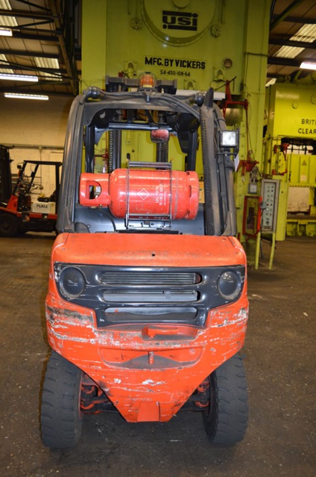 Linde, H35T LPG counterbalance forklift truck, Serial No. H2X393505725 (2005), capacity: 3,500kg, - Image 3 of 8