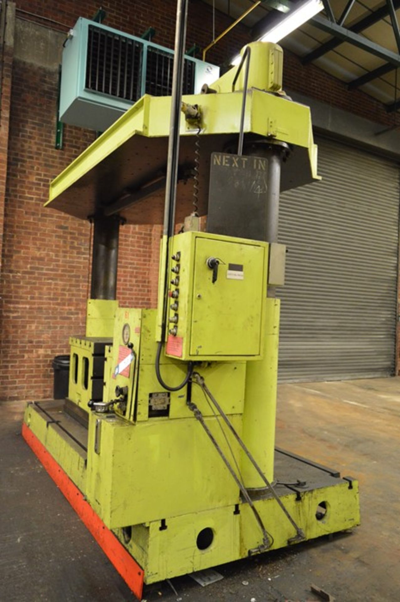 Lapple, two column hydraulic spotting press, Machine No. 49676, twin bed, each 1,000mm x 800mm - Image 3 of 7