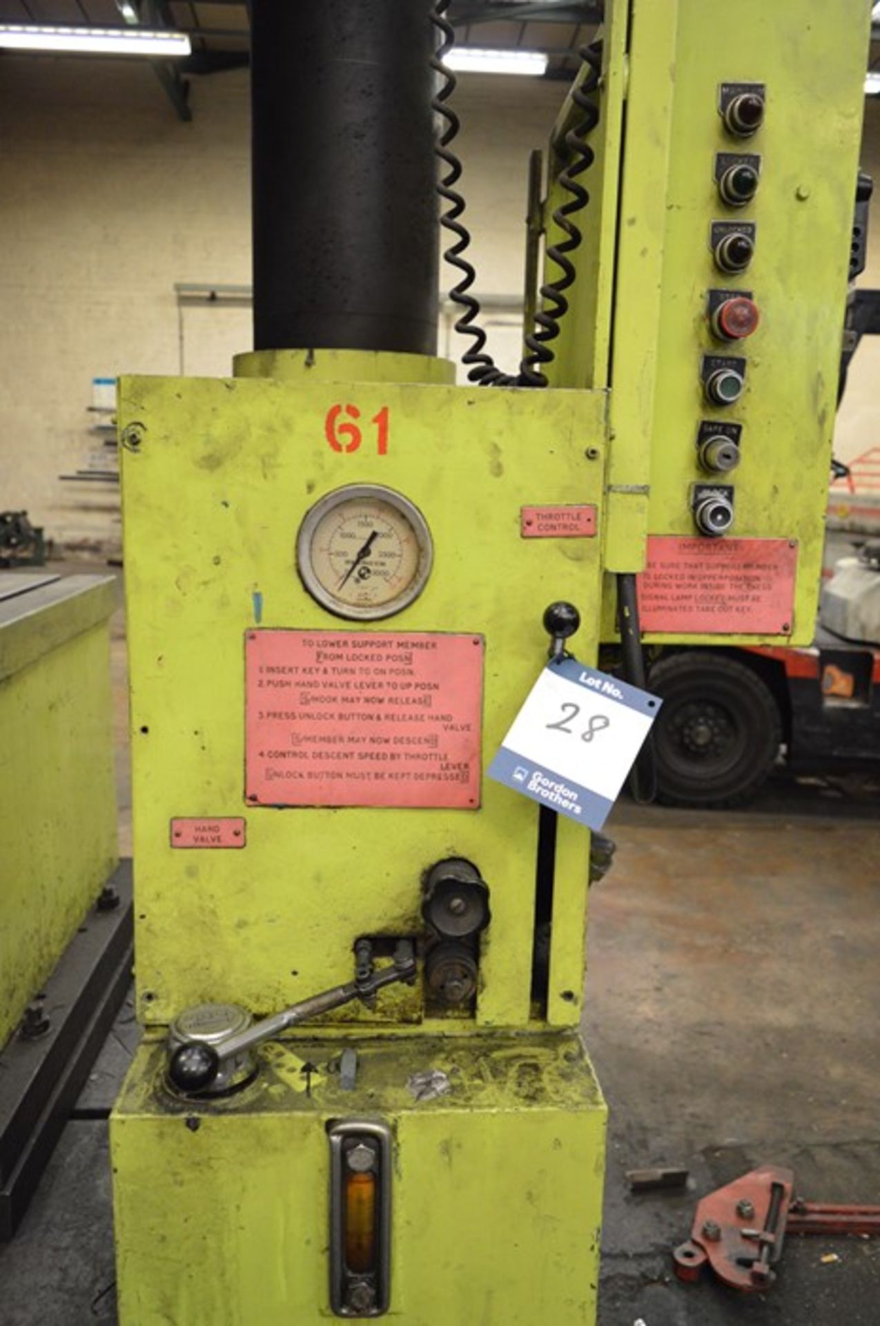 Lapple, two column hydraulic spotting press, Machine No. 49676, twin bed, each 1,000mm x 800mm - Image 5 of 7