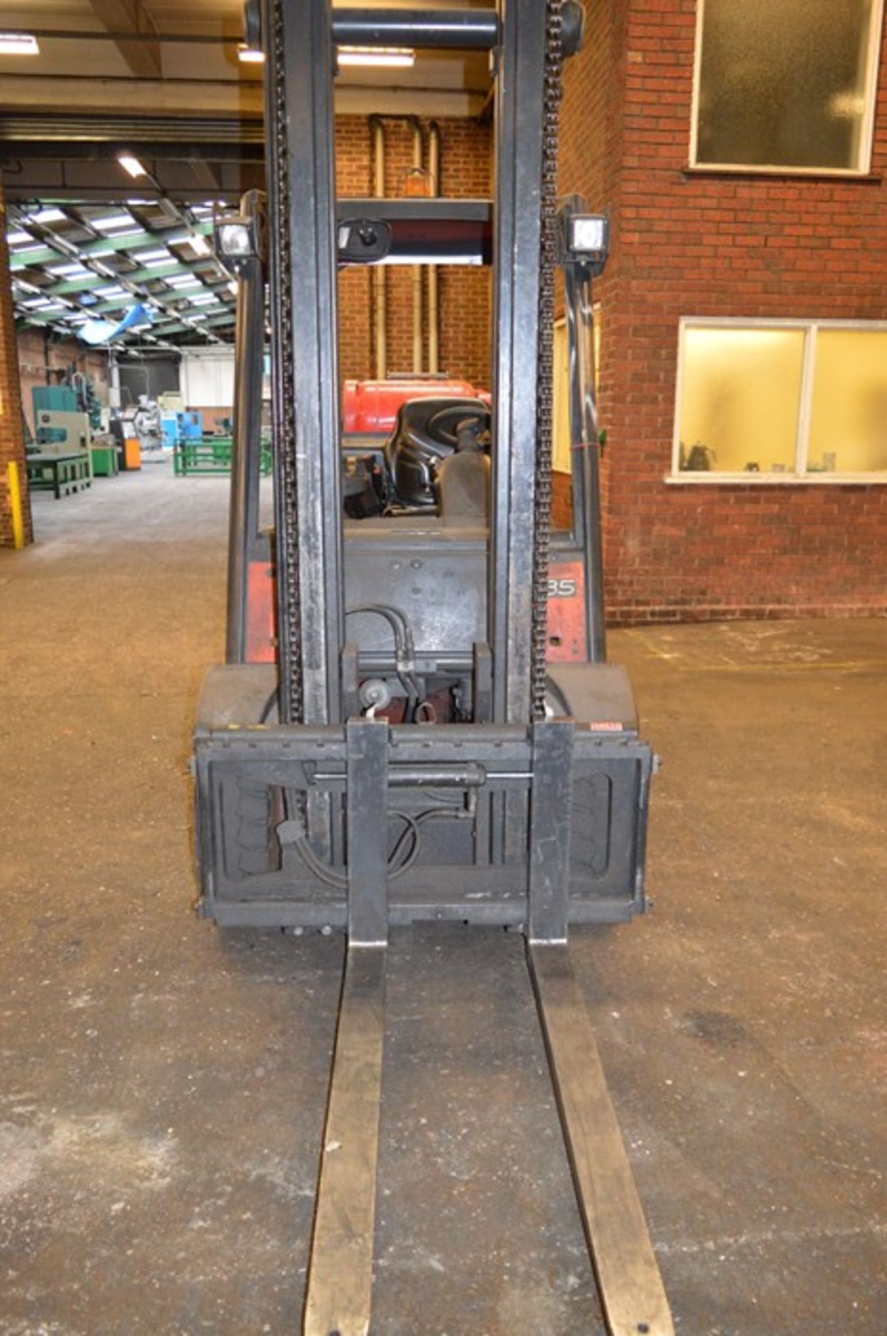Linde, H35T LPG counterbalance forklift truck, Serial No. H2X393505725 (2005), capacity: 3,500kg, - Image 4 of 8