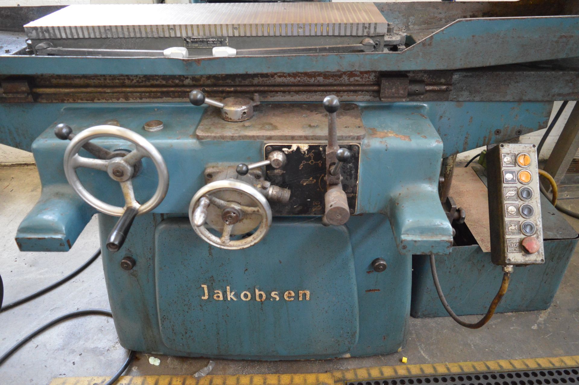 Jakobsen, surface grinder with magnetic chuck, 810mm x 250mm - Image 3 of 4