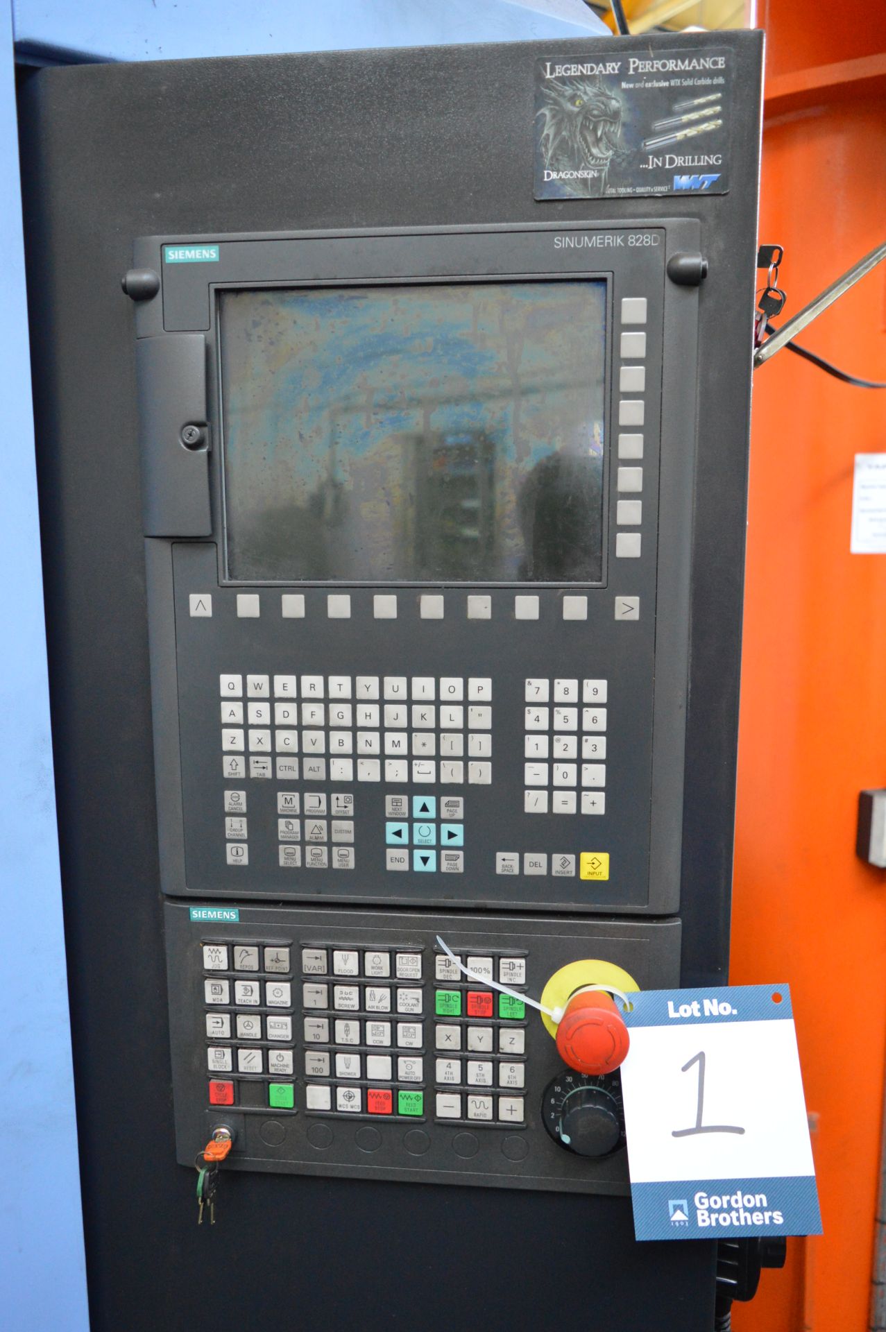 Doosan, DNM 500 II, CNC vertical machining centre, Serial No. MV0010-003030 (2015) 30-head auto tool - Image 6 of 15