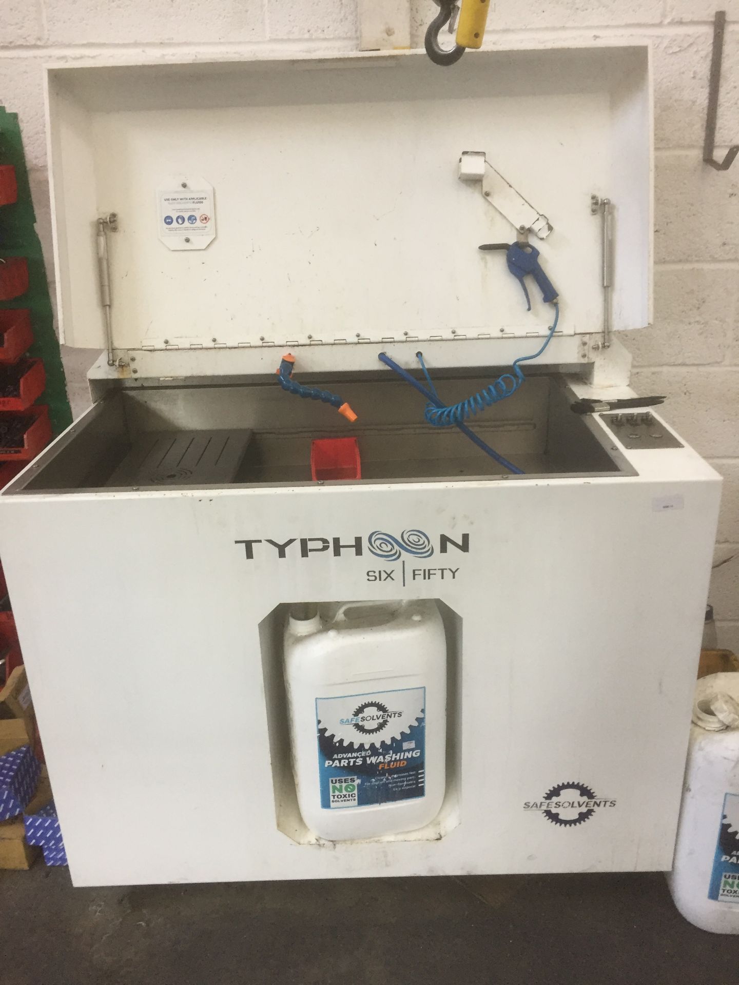 Typhoon Six/Fifty parts cleaner