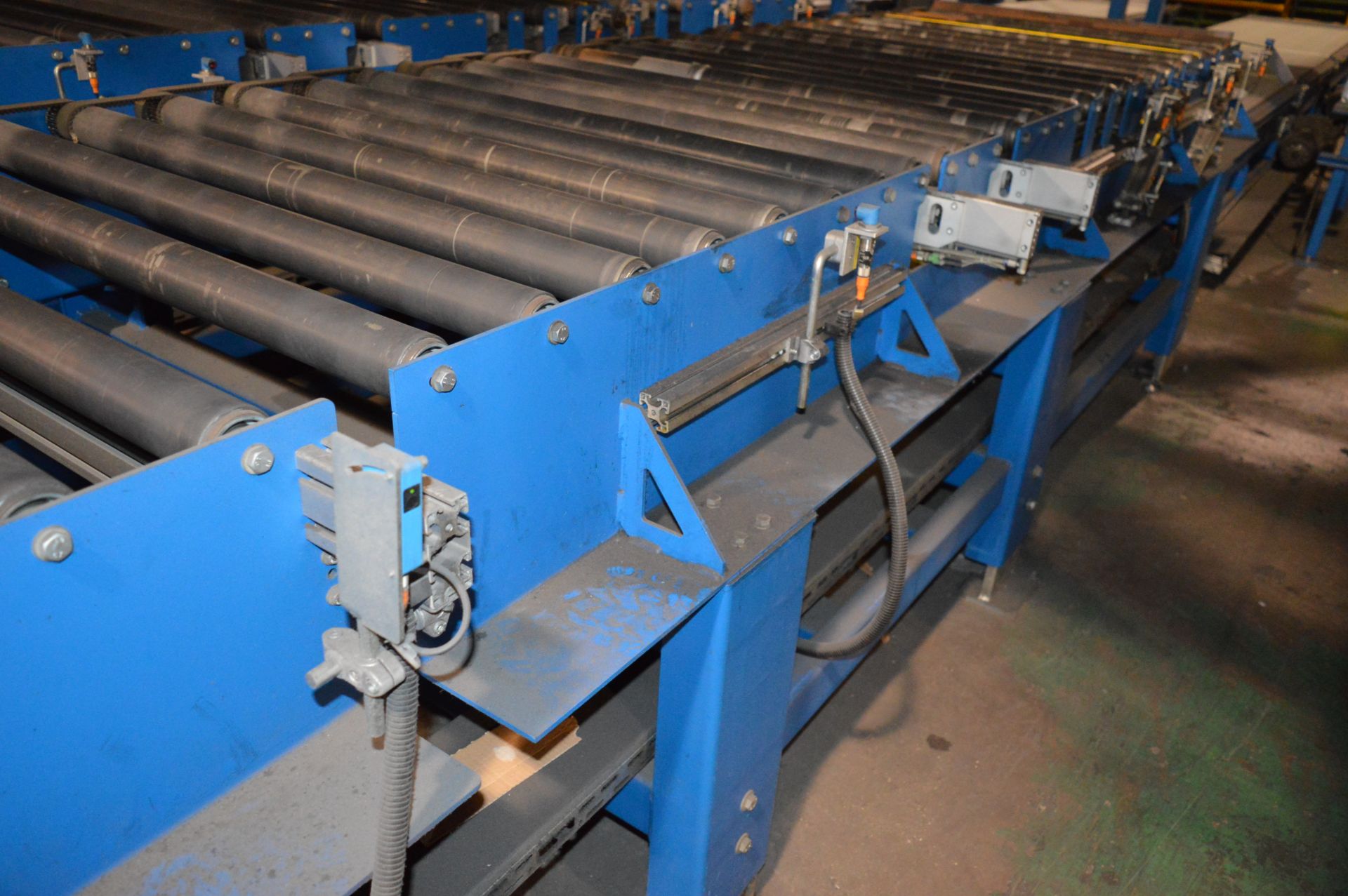3 x Kraft, motorised roller conveyors (2006) Each 3.8m (l) x 1.14m (w) (Due to the complexity of - Image 2 of 2