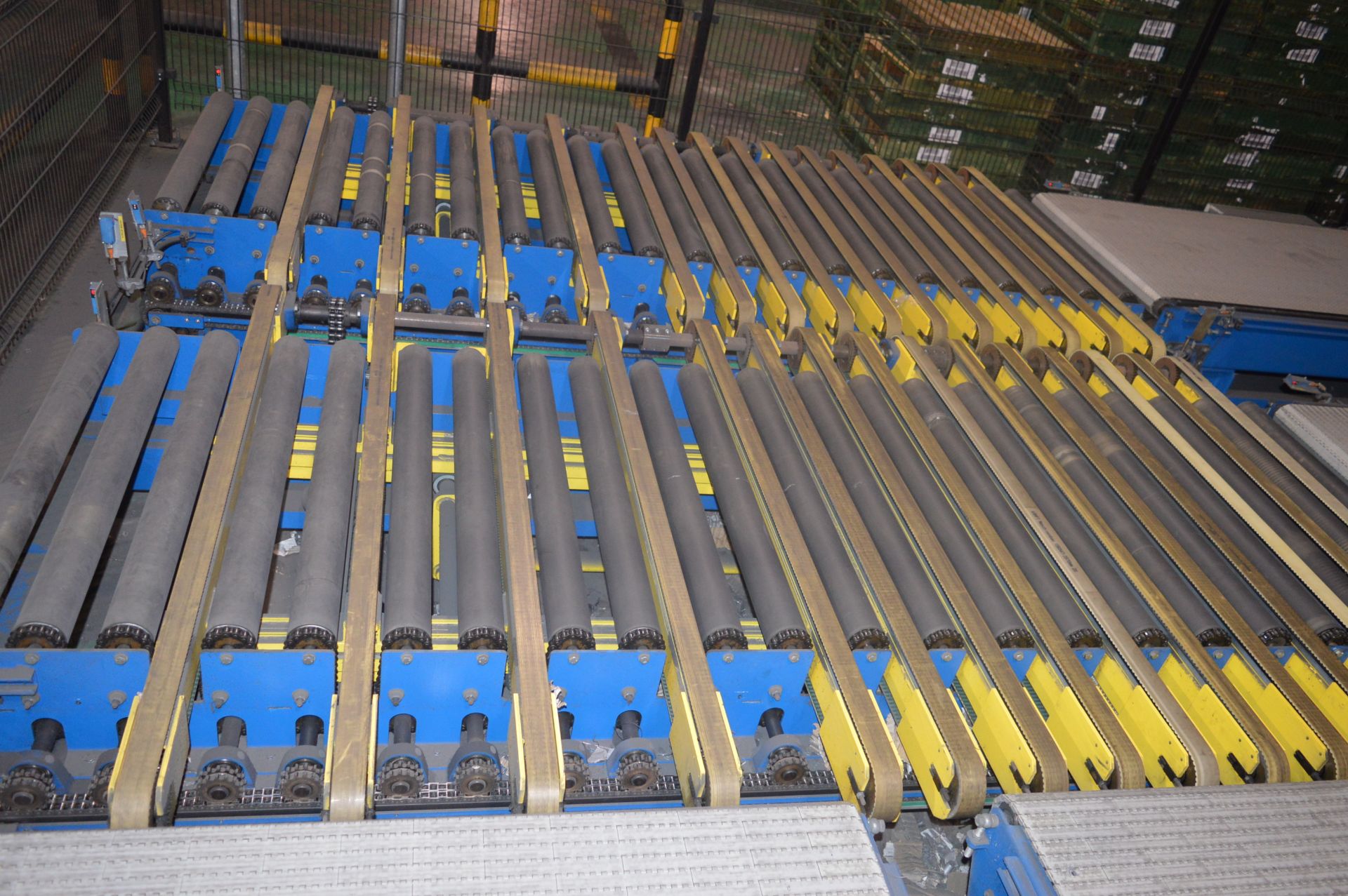 2 x Kraft, cross transfer motorised conveyors (2006) 4.3m (l) x 1m (w) with 2 x Kraft, modular