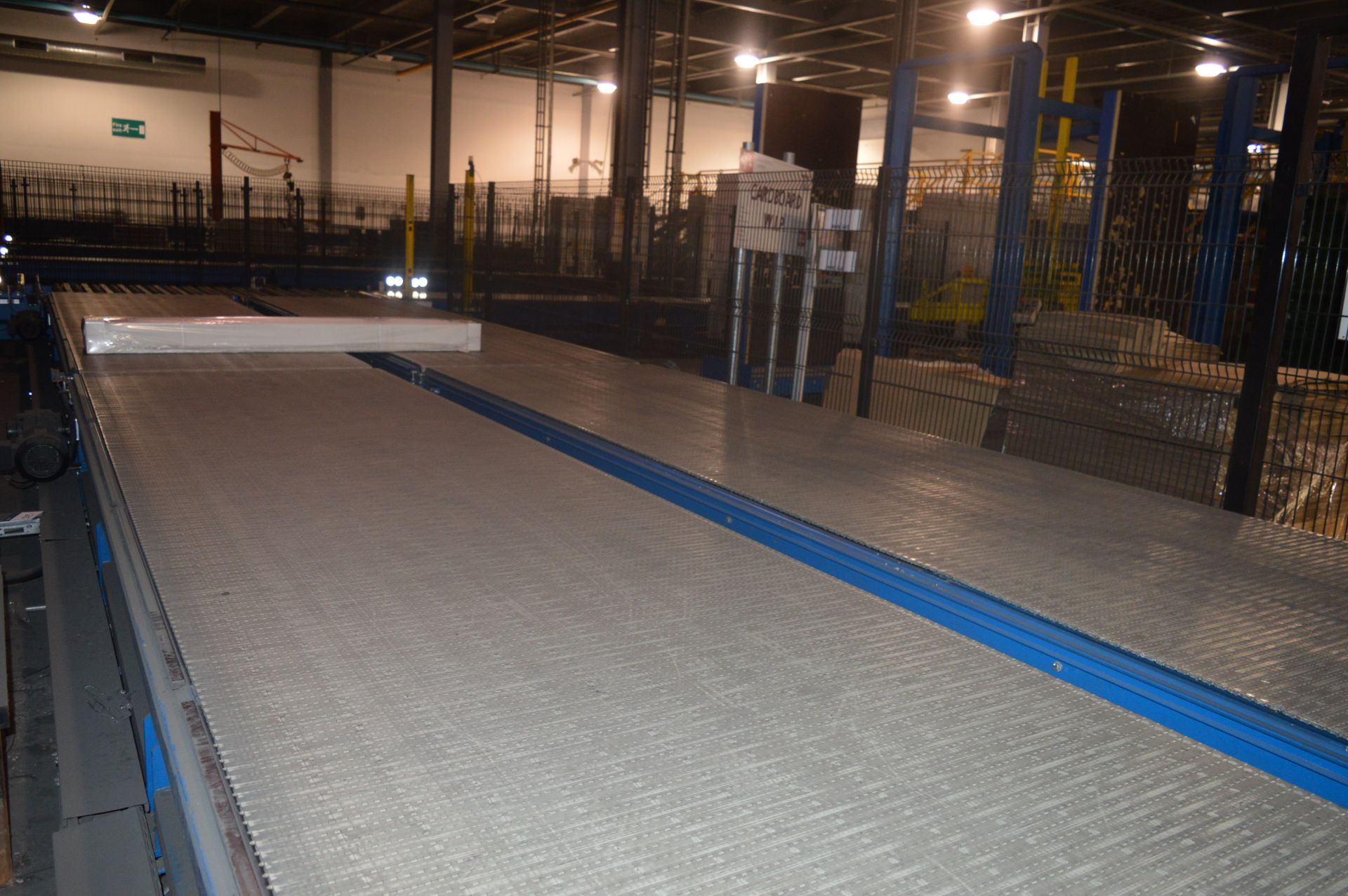 4 x Kraft, motorised modular plastic belt conveyors (2006) 5.2m (l) x 1.4m (w) (Due to the