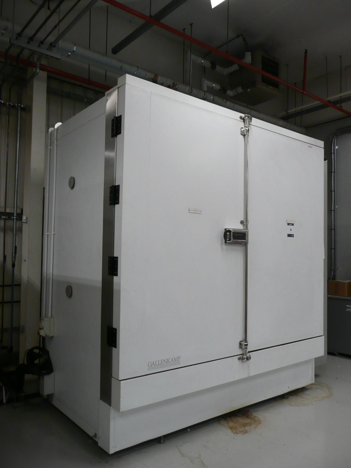 Sanyo Gallenkamp, IRC360, large thermal cycle test chamber, Refrigerant R404a, 410 volts, 3ph,