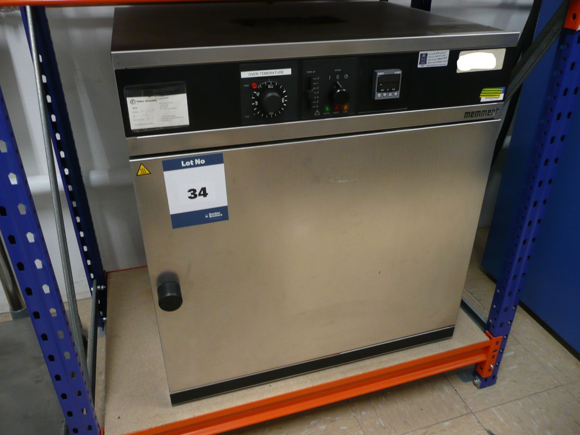 Memmert, ULM 500 electric laboratory drying oven, temperature range 30-220 degrees C, 230 volt,