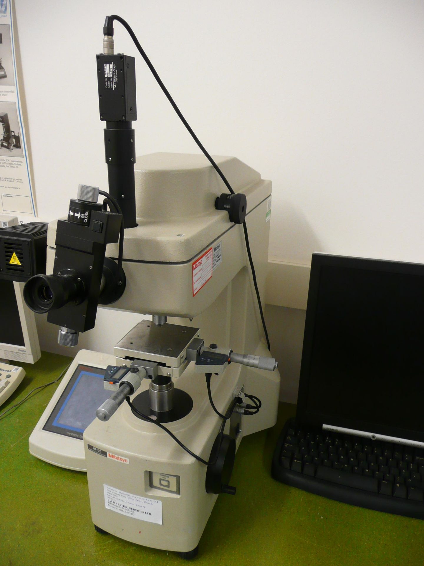 Akashi, Mitutoyo, HM-122 hardness testing inspection machine, Size 620 x 600 x 900mm, microscope - Image 3 of 7