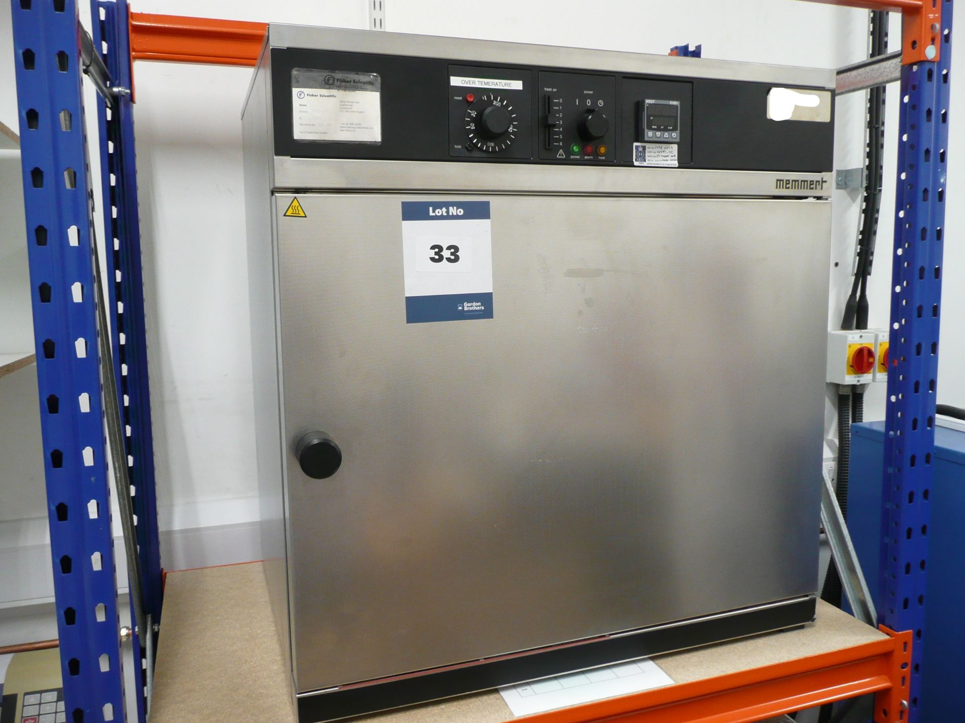 Memmert, ULM 500 electric laboratory drying oven, temperature range 30-220 degrees C, 230 volt,