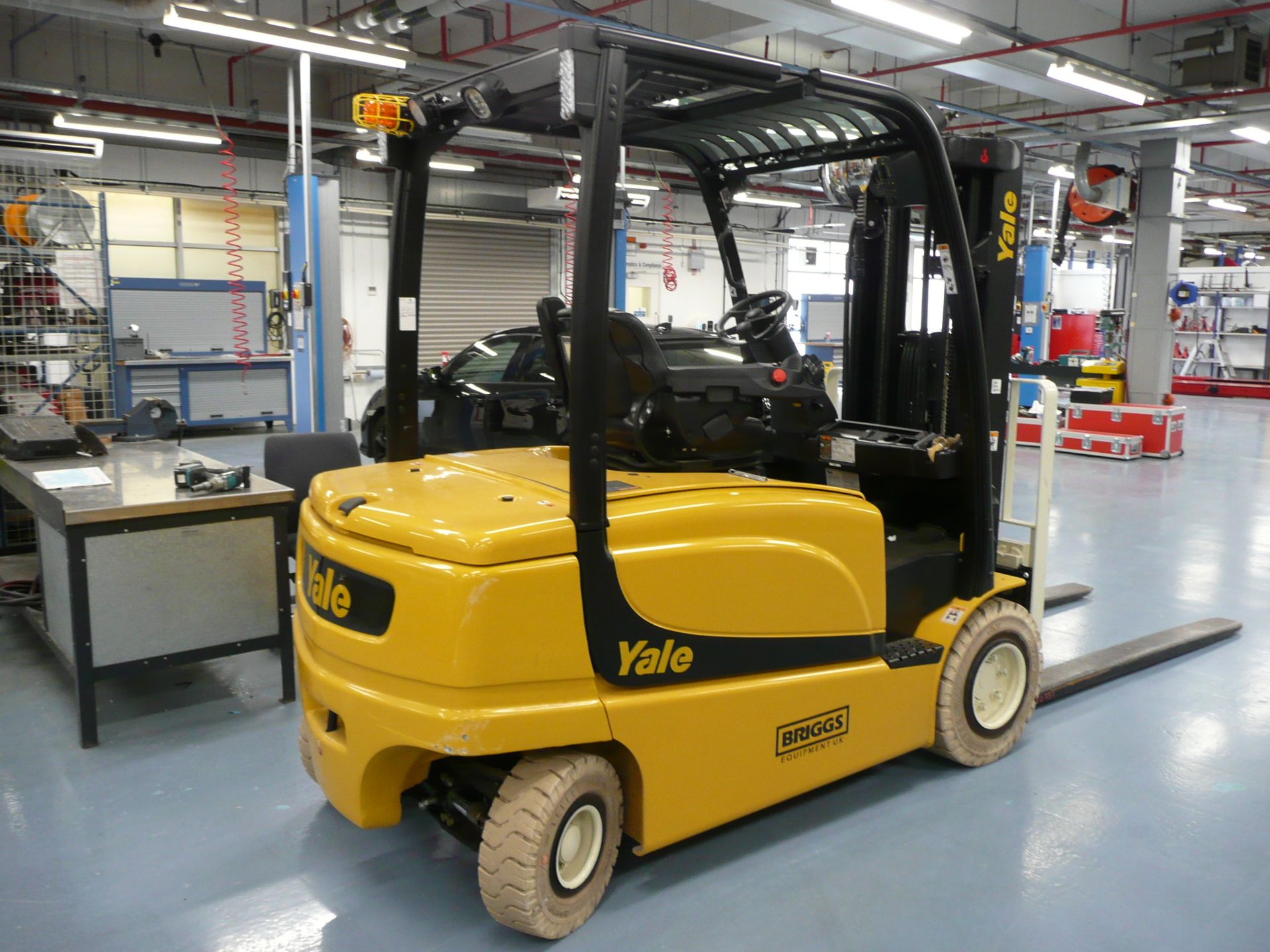 Yale, ERP35VL E2145, electric forklift truck with side shift, 3.3T Capacity, ****ONLY 45 HOURS**** - Image 2 of 6