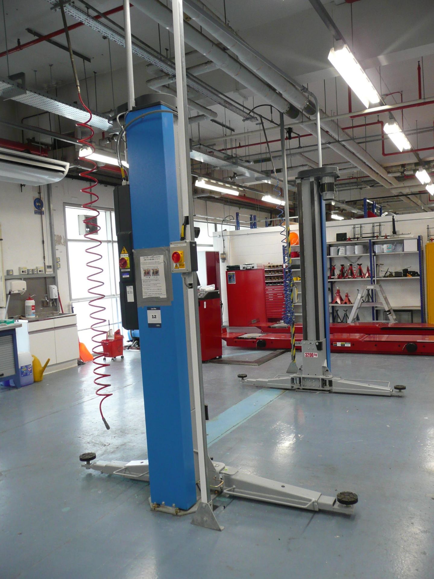 Ravaglioli, s.p.a. KPX337 W-K-R-L-LK-LR twin post, two post vehicle lift, capacity 3200kg, size each