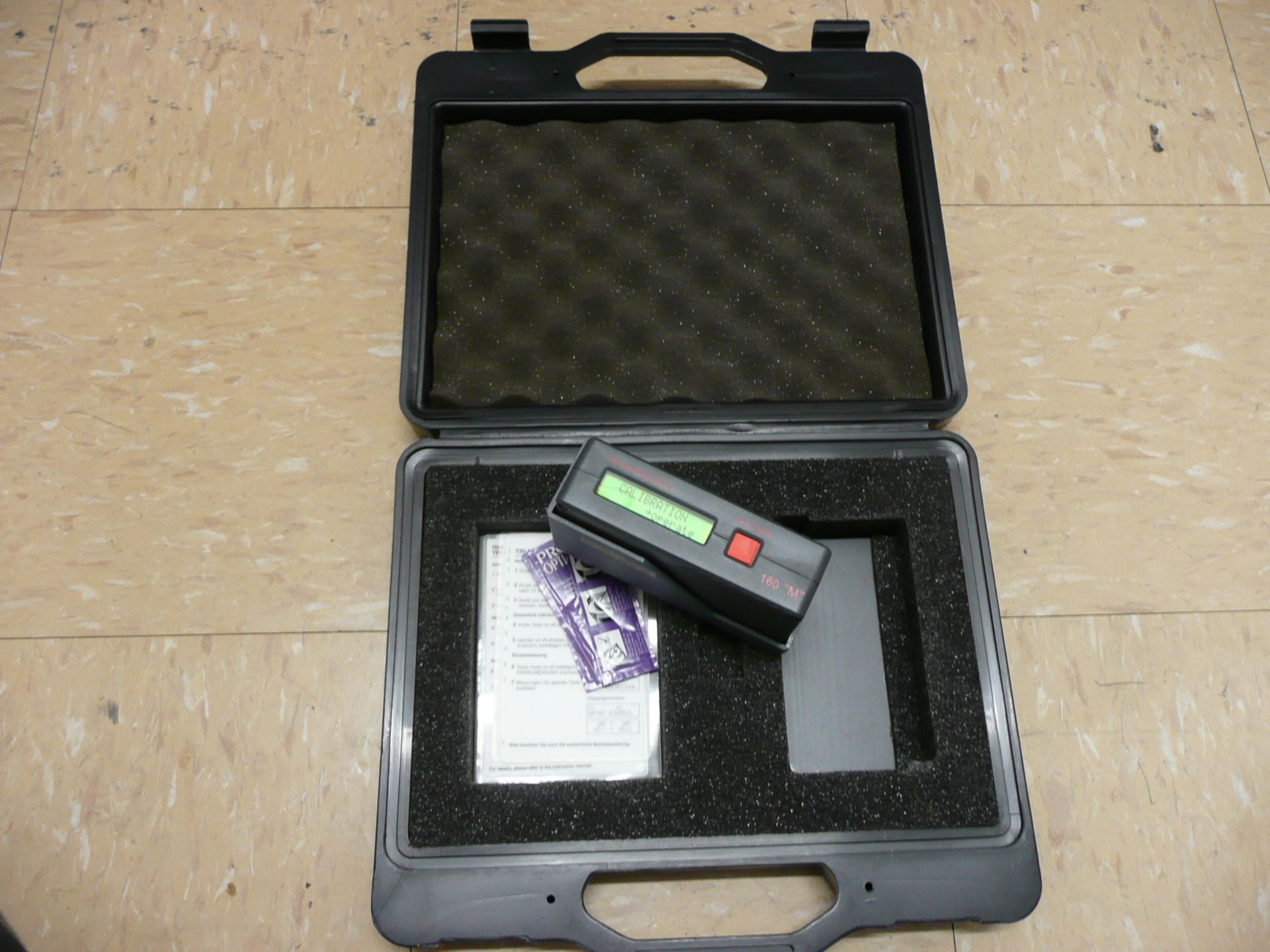 Sheen, 160M, Tri-Microclass glossmeter, Size 350 x 300 x 90mm Serial No. 639158/4199