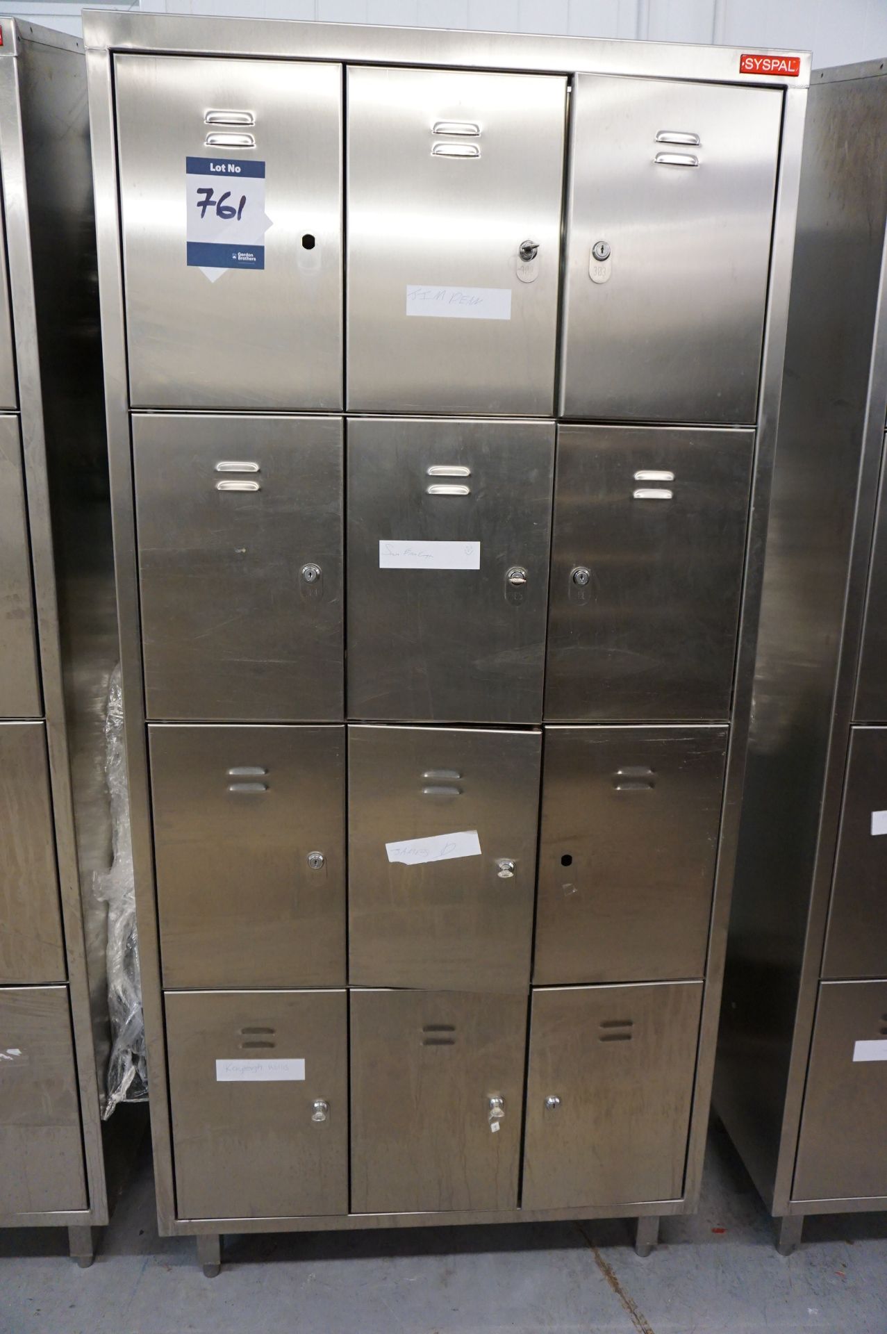 Syspal, 12 compartment stainless steel personnel lockers (some with/without keys/locks)