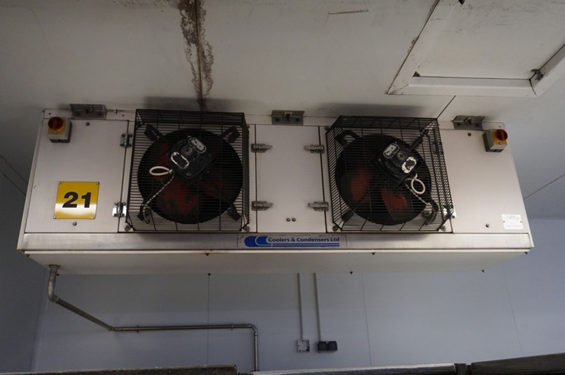 Coolers & Condensers, Model: CA10, twin fan chiller unit, Serial No. 9104104 (1991) (Lift out charge