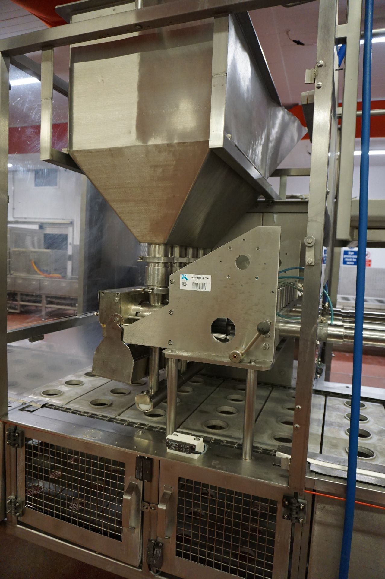 BWI Holmatic Pot Product Line (Approx 13m) Comprising: Continuous conveyor with interchangeable - Image 8 of 24