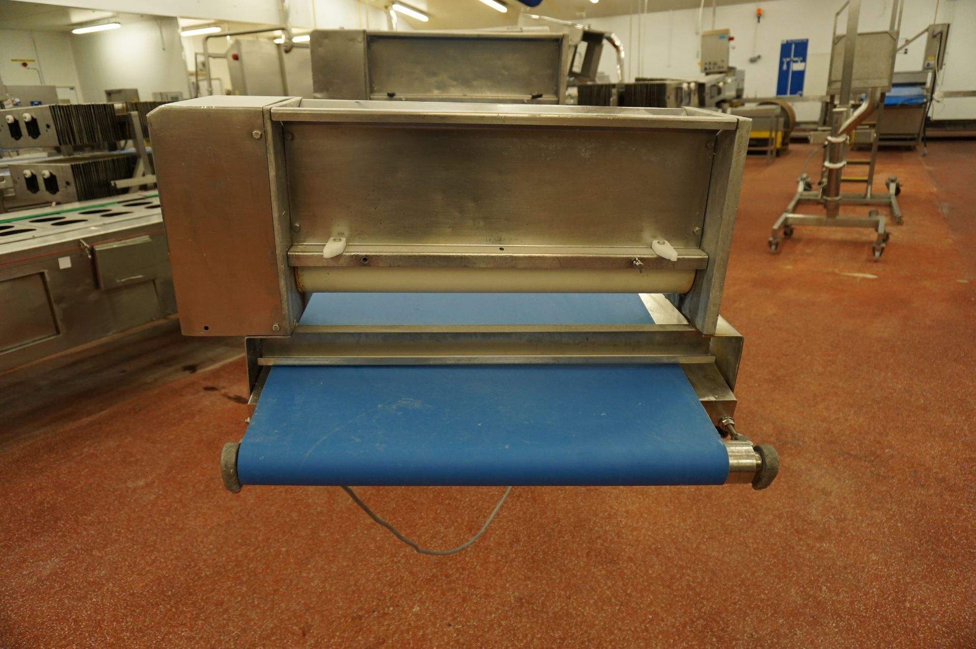 Rademaker, twin roll mobile pastry extruder with edge trimmer; 2 x flour dusters and motorised - Image 8 of 8