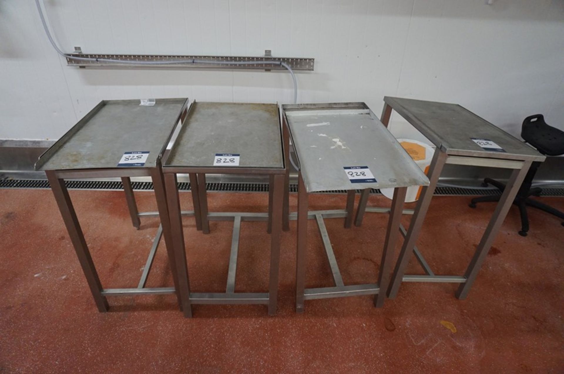 4 x Various single tray stands, as lotted - Image 2 of 2