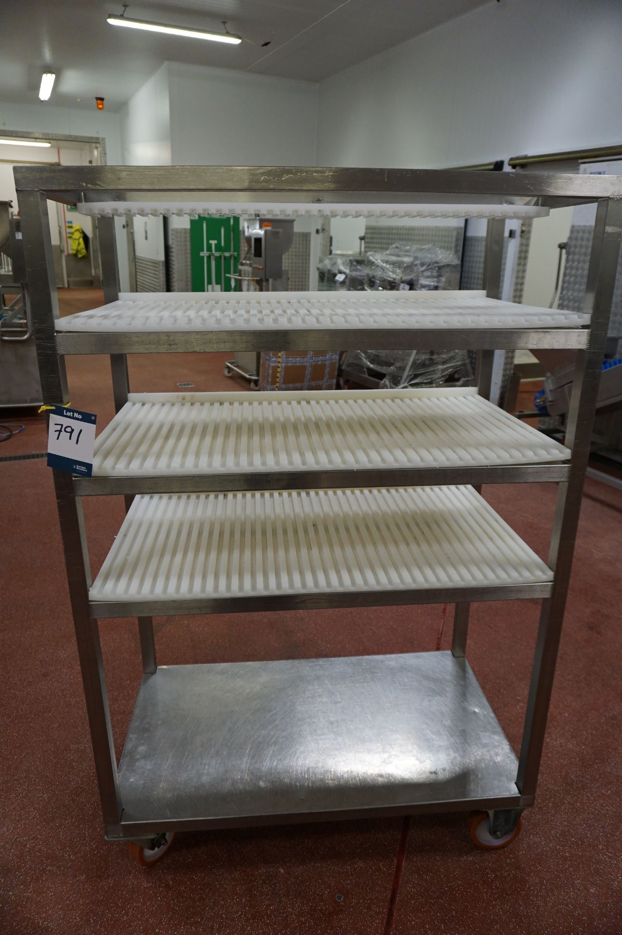 Stinaless steel mobile 4 shelf platen change shelving unit