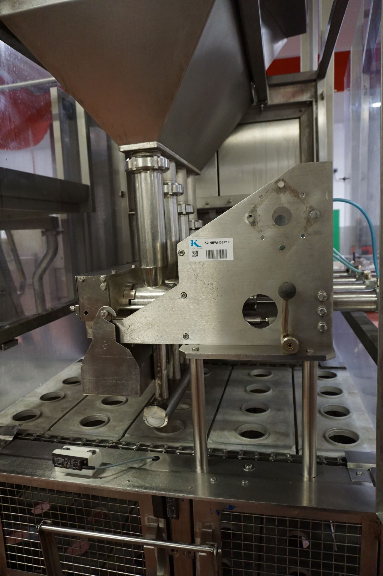 BWI Holmatic Pot Product Line (Approx 13m) Comprising: Continuous conveyor with interchangeable - Image 5 of 24