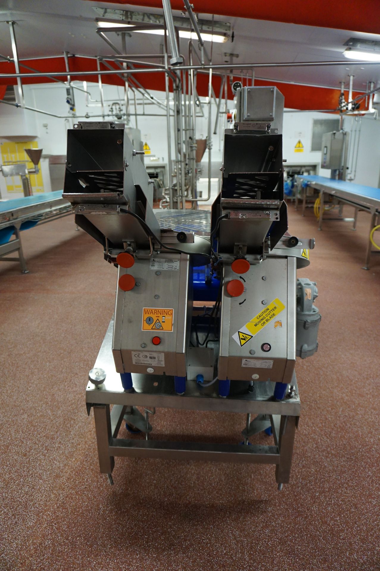 Reach Food Systems, twin lane mobile bap slicer, Serial No. R-TBS-080-616-S with through feed belt - Image 3 of 11
