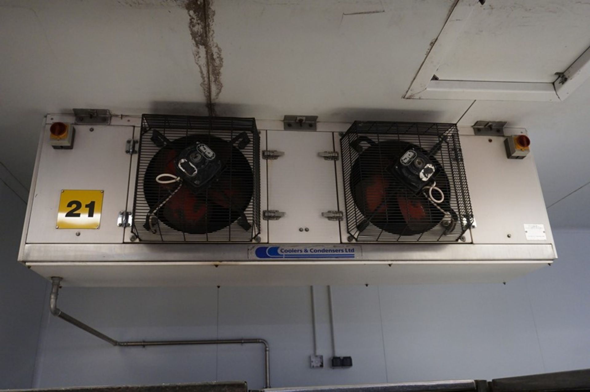 Coolers & Condensers, Model: CA10, twin fan chiller unit, Serial No. 9104104 (1991) (Lift out charge - Image 3 of 4