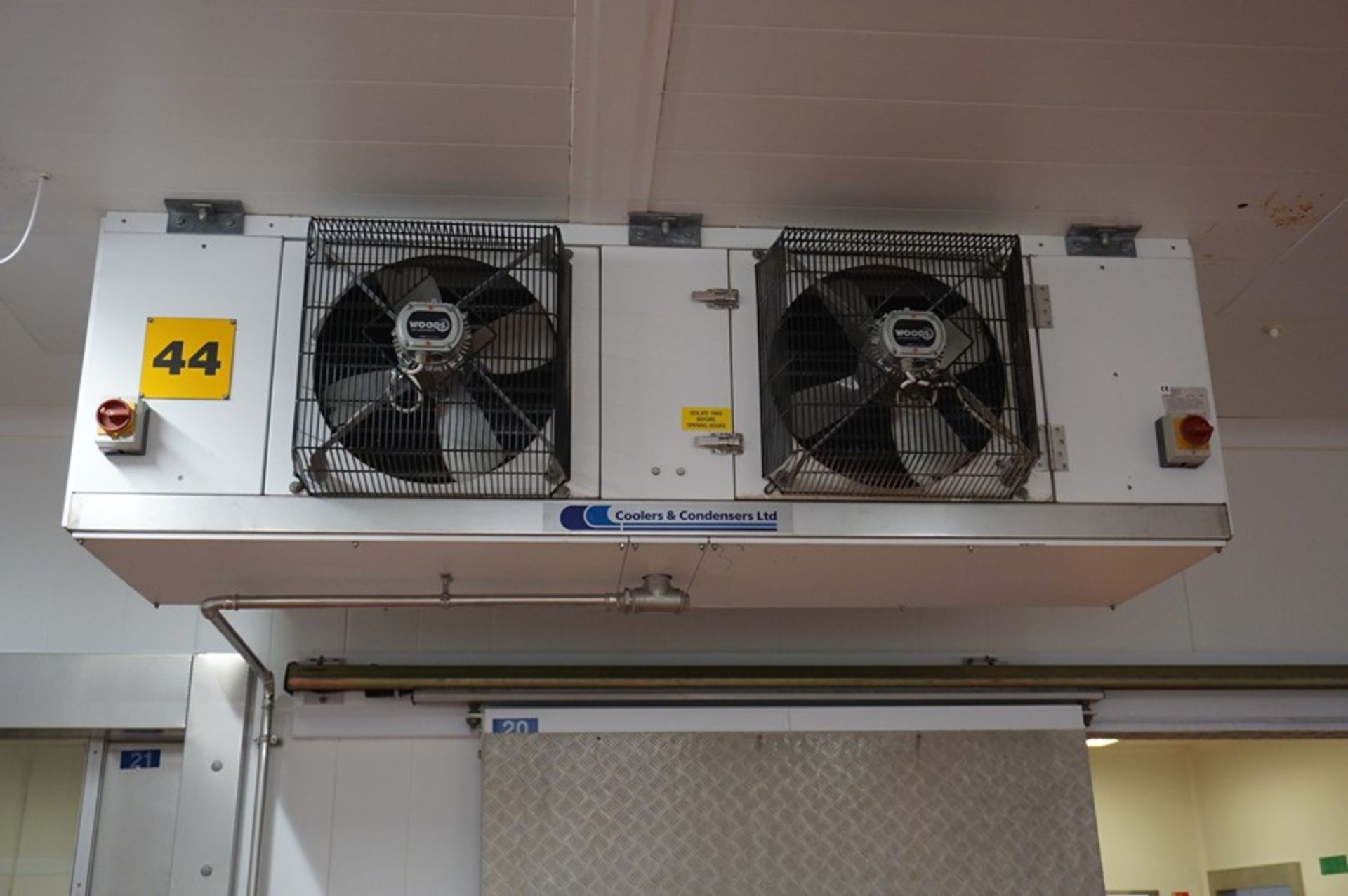 Coolers & Condensers, twin fan chiller unit (Lift out charge to bring unit to ground: £150) - Image 2 of 2