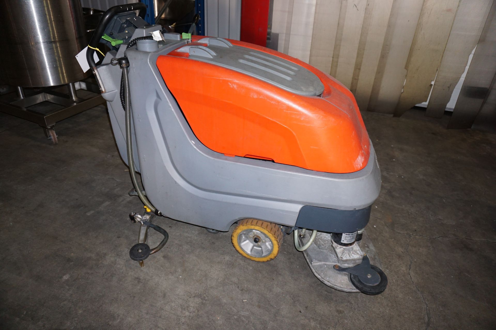 Hakomatic B70 pedestrian floor sweeper, Hours: 1507